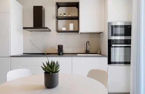 Santa Flavia Apartment | 'Levante' Apartment with Balcony, Wi-Fi and Air Conditioning
