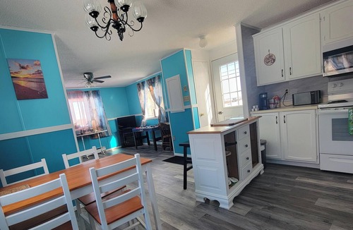 Beaubassin East Cottage | Little Cape 2 bedroom cottage (Petit-cap) year round availability, 5min beach
