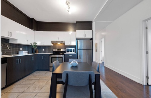Plateau Mont Royal House | LiV MTL - Chic