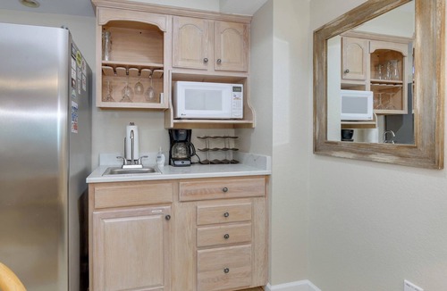 Southern Shores House | LOCATION, privacy, spaciousness! Be on the beach instead of sitting in traffic!