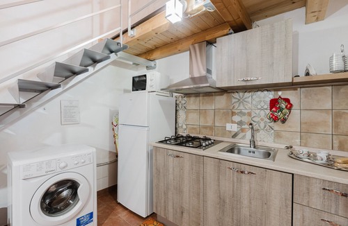 Calatafimi Apartment | Loft 'La Casa di Anita Segesta' with Wi-Fi and Air Conditioning