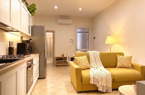 Historic Center Apartment | Loft San Felice | New central stay