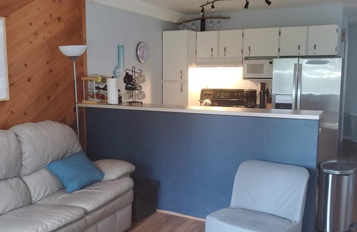 Windermere House | Lofted Akiskinook end unit- Private gated community with Pool/HotTub/Sauna/Beach