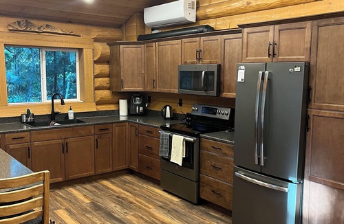Regional District of Nanaimo House | Log house , teepee, 4 holiday trailers, room for 16+ guests(14 beds)