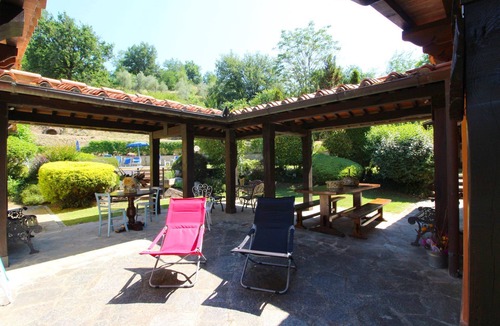 Castelfranco di Sopra Apartment | Lovely apartment for 3 guests with private pool, WIFI and pets allowed