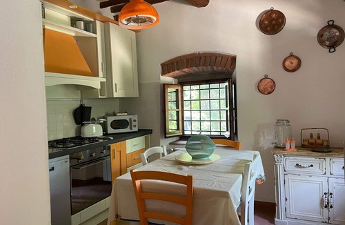 Barberino di Mugello House | Lovely apartment for 4 guests with pool, A/C, WIFI