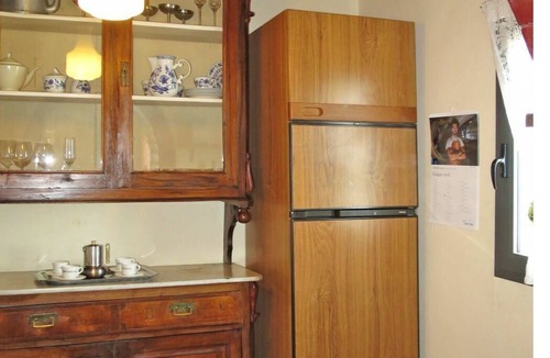 Castelfranco di Sopra Villa | Lovely apartment in villa for 5 guests with WIFI, pool, TV, patio, pets allowed and panoramic view
