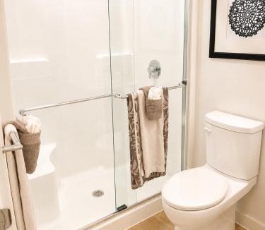 Sidney Apartment | Lovely Brand New Suite