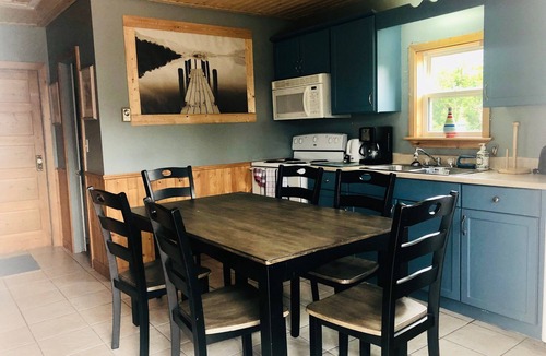 Pointe-du-Chene Ski Chalet | Lovely chalet near the beach!