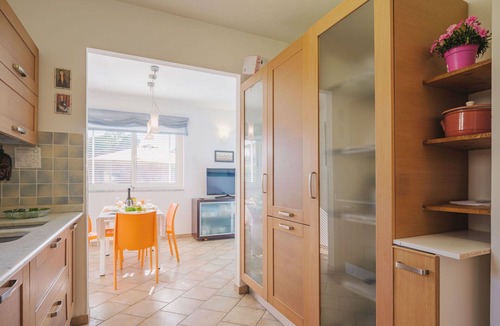 Cinquale Apartment | Lovely apartment for 4 guests with WIFI, A/C, TV and patio