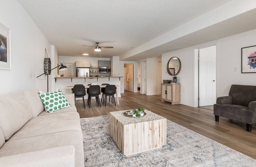 Lethbridge Condo | Lower 2 bed/2 bath Condo on Paradise Canyon Golf Resort - Private Entrance