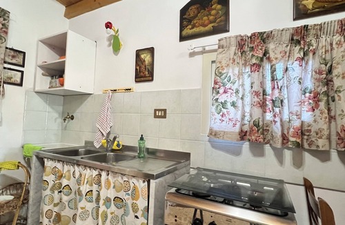 Carini House | Lulu House - Lemons