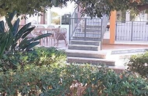 Carini House | Lulu House - Lemons