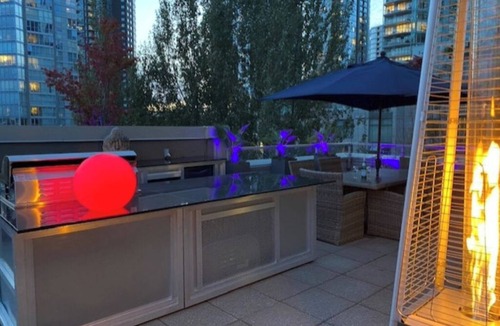 Downtown Vancouver Condo | Luxury 3-Bed Ocean View Penthouse – Yaletown, Vancouver (3-Month Min, Pets OK)