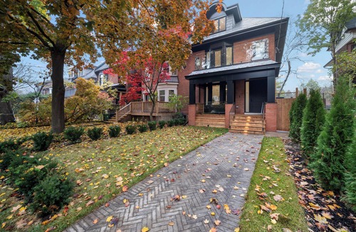 Parkdale House | Luxury 4BR | High Park, Beach & Lake Views | Toronto