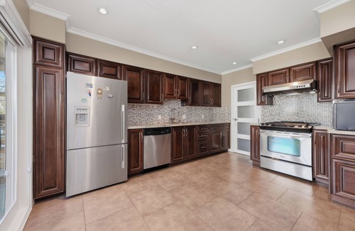 West Point Grey House | Luxury 5BR Point Grey | Jericho Beach + Downtown