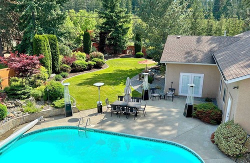 Gallaghers Canyon House | Luxury Executive Home with Pool & Hot Tub Near Wineries, Hiking, KVR & Golf
