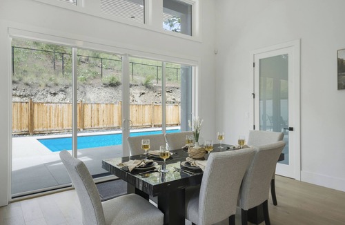 Central Okanagan House | Luxury Lakeview Oasis with Heated Pool