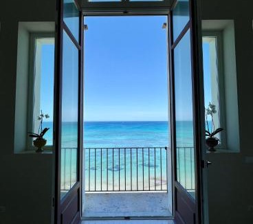 Trapani City Centre Apartment | Luxury Loft on the Sea
