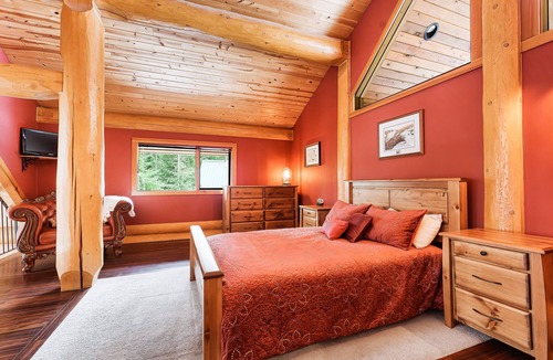Sunshine Valley Cabin | Luxury log house in Sunshine Valley “Ravenloft”