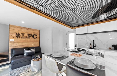 Val-des-Lacs Ski Chalet | Luxury mini-chalets to disconnect for two with a private spa nestled in the hear