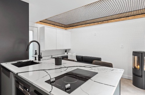 Val-des-Lacs Ski Chalet | Luxury mini-chalets to disconnect for two with a private spa nestled in the hear