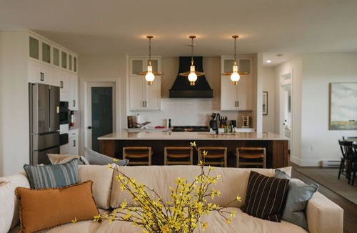 North Rustico House | Luxury North Shore Retreat | Ocean Views | Steps to PEI National Park Beach