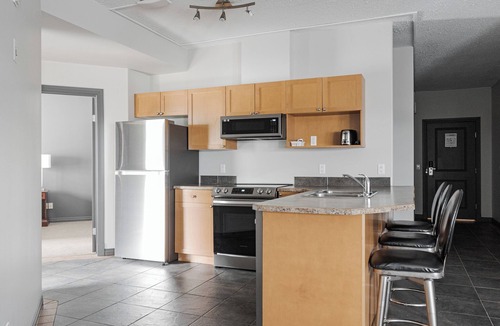 Fort McMurray Apartment | Luxury Three Bedroom Suite