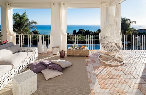 Licata Villa | Luxury villa with pool