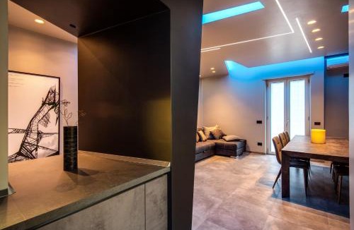 Cinecitta Apartment | Luxury Wellness SPA Apartment with Jacuzzi & free parking