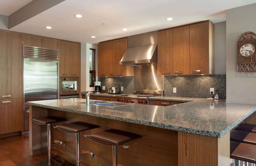 Whistler Condo | Luxury Whistler townhouse w/hot tub & AC