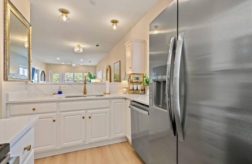 Santee Condo | LuxuryGrndFloorCornerLakeViewPoolGolfFishBoatParks