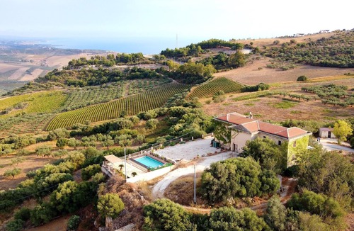 Sciacca Apartment | Maestrale apartment tailored for the couple.