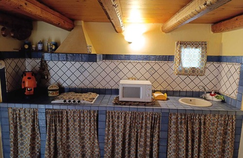 Palermo Apartment | Maison al-Aziz. Charming 1-bedroom apartment in amazing Palermo with WiFi, AC