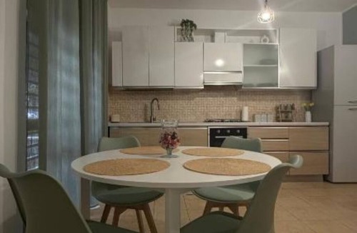 Zona XIX Casal Morena Apartment | Maison de Benny - A Relaxing Corner with Garden and Terrace in Rome