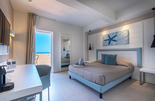 Pollina Hotel | Mangia's Pollina Resort