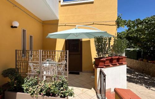 Marsala House | Marisol