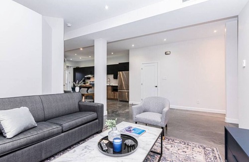 Plateau Mont Royal Apartment | Massive 3 bedroom apartment in the heart of Le Plateau by Denstays