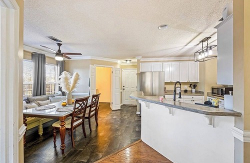 Gracewood House | Masters Week Luxury: 3BR Home Ample Parking & Privacy - Augusta Regional Airport