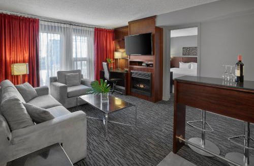 Downtown Edmonton Hotel | Matrix Hotel