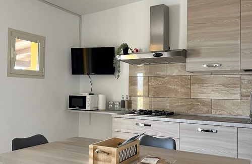 Orosei Apartment | MATTE8 RESIDENCE, 2-BEDROOM APARTMENT, OCEAN VIEW, GARDEN, AIR CONDITIONING