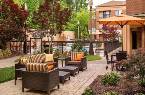 Durham Hotel | Maximum Comfort and Styles! Free Parking, Onsite Pool, Pet-friendly Property