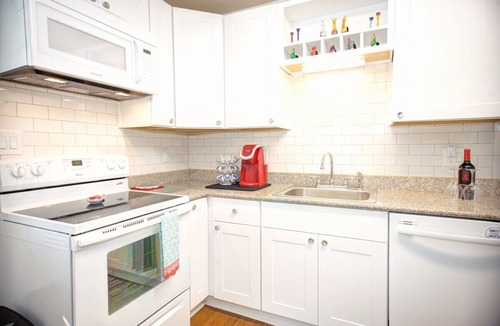 Duke Park House | Medical & Work Stay · Quiet · Fenced Pet · Friendly