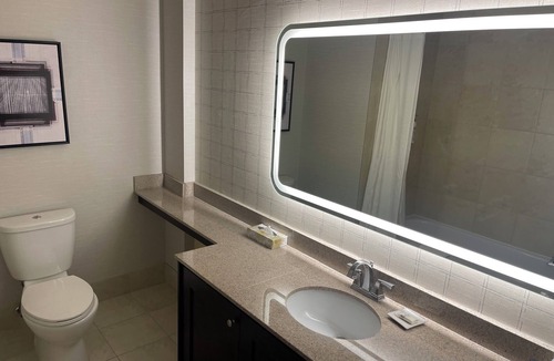 Cultural District Hotel | MEMORIAL CUP Delta Grand Kelowna Sleeps 6 for Fixed Week May 24-31 ,2026