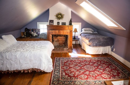 Annapolis Royal Cottage | Michaelmas Cottage 1769 - Family/Pet Vacation - Rural Annapolis Royal