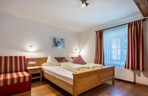 Anterselva Apartment | Mitterbruggehof Apt Alpenrose