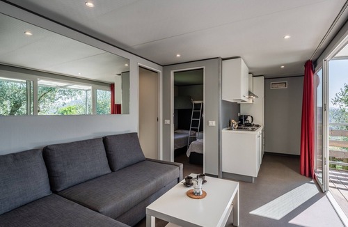 Margine Coperta-Traversagna House | Mobile Home 'Camping Belsito Venere 509' with Shared Pool, Wi-Fi and Air Conditioning