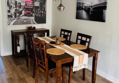 Langford House | Modern 2-Bed, 2-Bath Main Suite in Langford