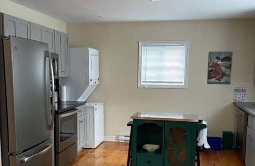 Shelburne Apartment | Modern 2 bedroom apartment in downtown Shelburne