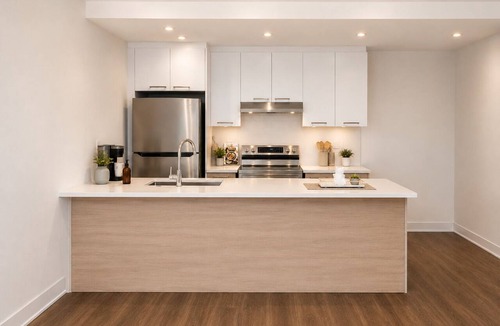 Parc Extension Apartment | Modern 2 Bedroom/Central AC/Comfort AAA